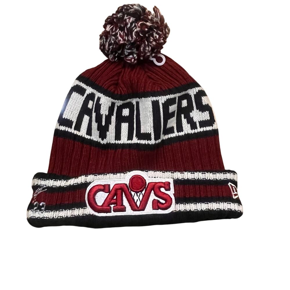 Cleveland Cavaliers LeBron James Sign Knit Beanie Hat Pom NBA Basketball Winter